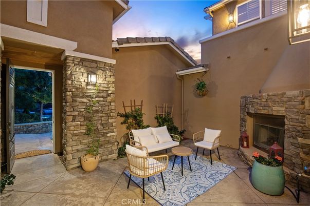 Exterior, Fireplace