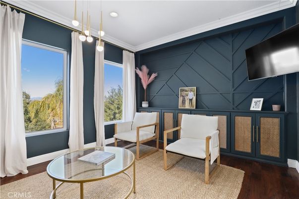 Interior, Pendant Lights, Recessed Lighting, Wood Texture Flooring