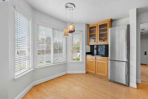 Interior, Kitchen, Pendant Lights, Wood Texture Flooring