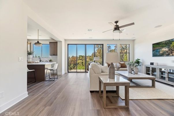 Interior, Living room, Pendant Lights, Recessed Lighting, Wood Texture Flooring