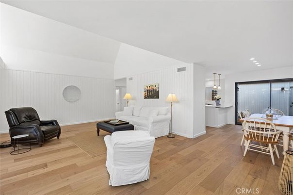 Dining room, Interior, Living room, Pendant Lights, Recessed Lighting, Wood Texture Flooring