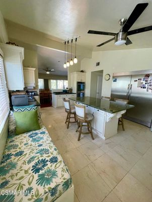 Dining room, Interior, Kitchen, Pendant Lights, Stainless Steel Appliances