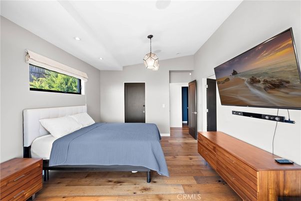 Bedroom, Interior, Pendant Lights, Recessed Lighting, Wood Texture Flooring