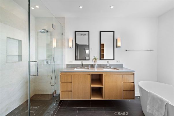 Bathroom, Dual Sink Vanities, Free Standing Baths, Glass Shower, Interior, Recessed Lighting