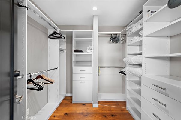 Interior, Recessed Lighting, Walk-in Closets, Wood Texture Flooring