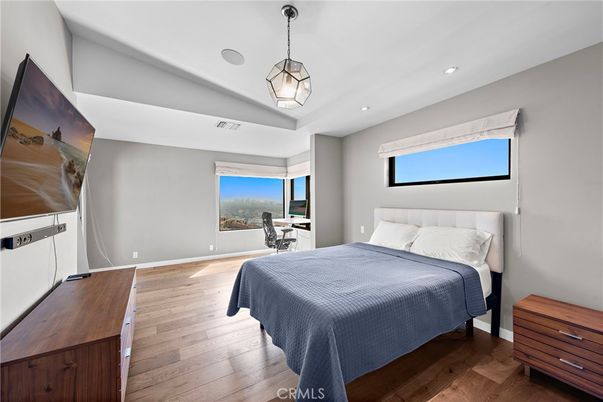 Bedroom, Interior, Pendant Lights, Recessed Lighting, Wood Texture Flooring