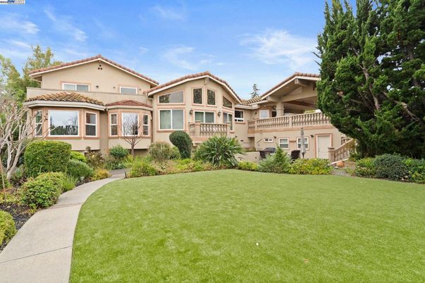 Backyard, Exterior, Facade, Mediterranean