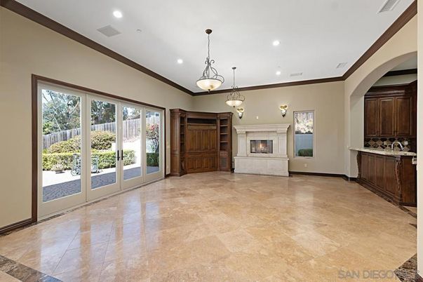 Empty room, Fireplace, Interior, Pendant Lights, Recessed Lighting