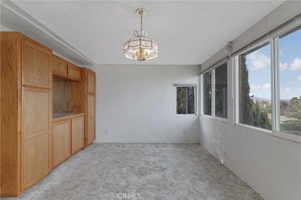 Chandelier, Empty room, Interior, Pendant Lights