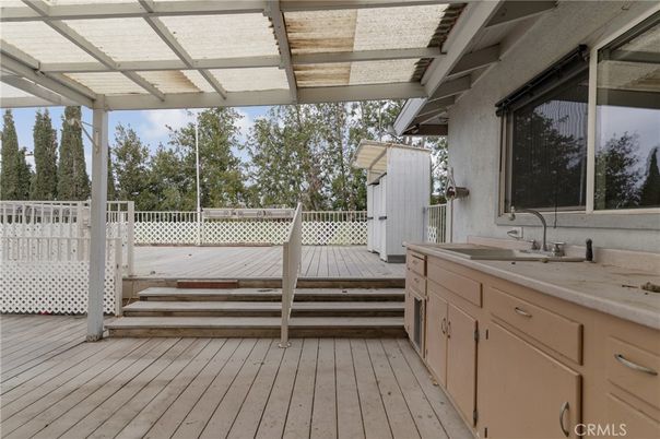 Exterior, Hot Tub