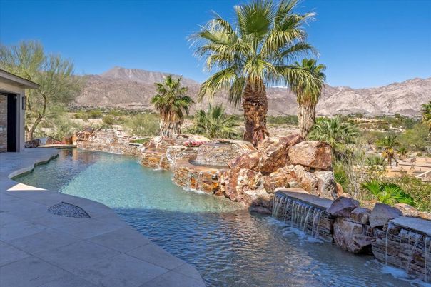 Exterior, Lake, Pool