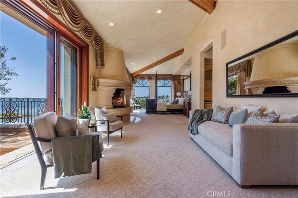 Fireplace, Interior, Living room, Recessed Lighting