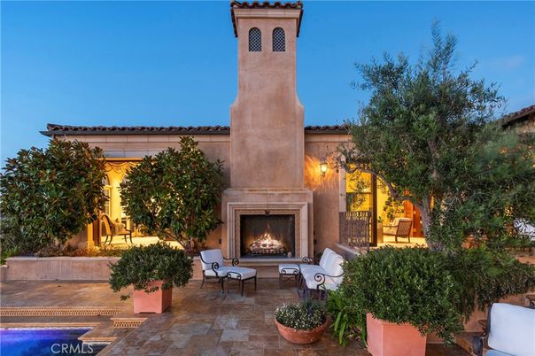 Exterior, Fireplace, Pool