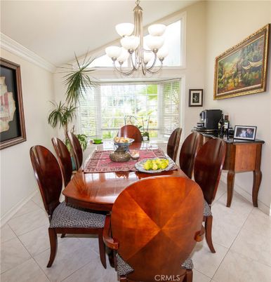 Chandelier, Dining room, Interior