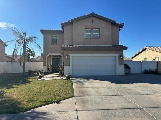 Attached, Backyard, Exterior, Facade, Mediterranean