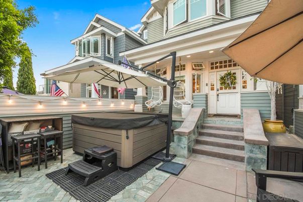 Exterior, Hot Tub