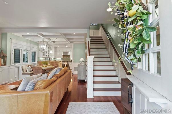 Chandelier, Dining room, Interior, Kitchen, Living room, Pendant Lights, Recessed Lighting, Stainless Steel Appliances, Wood Texture Flooring
