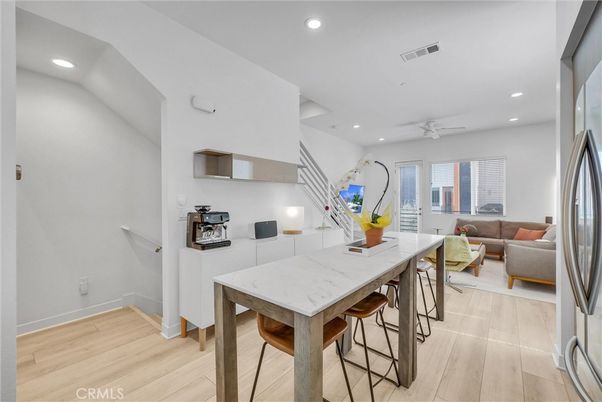 Dining room, Interior, Living room, Recessed Lighting, Wood Texture Flooring
