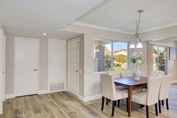 Dining room, Interior, Pendant Lights, Recessed Lighting, Wood Texture Flooring