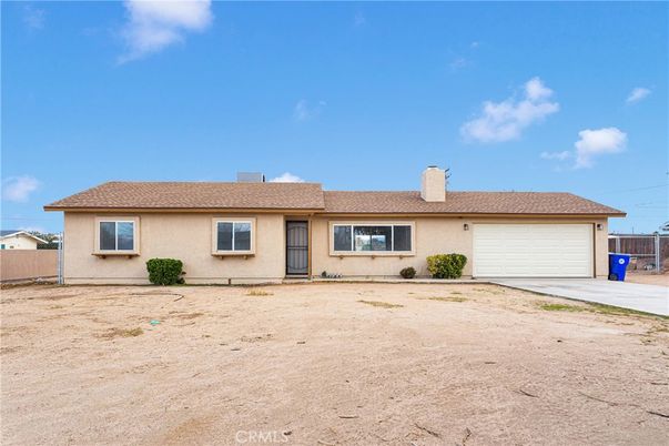 Attached, Backyard, Exterior, Facade, Ranch
