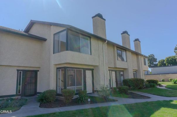Backyard, Exterior, Facade, Modern