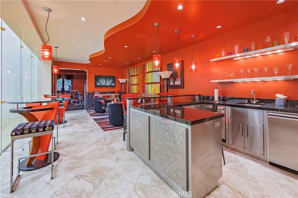Dining room, Interior, Kitchen, Living room, Pendant Lights, Recessed Lighting, Stainless Steel Appliances