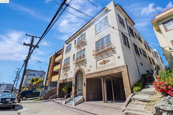 Exterior, Facade, Condo Building