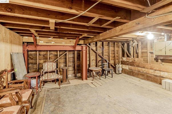 Interior, Wooden Beams, Wooden Walls