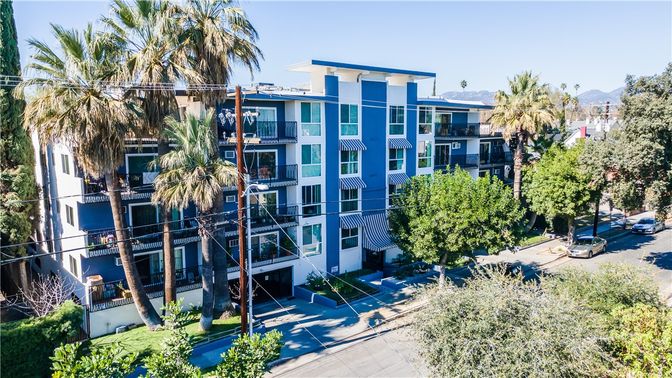 Exterior, Facade, Condo Building