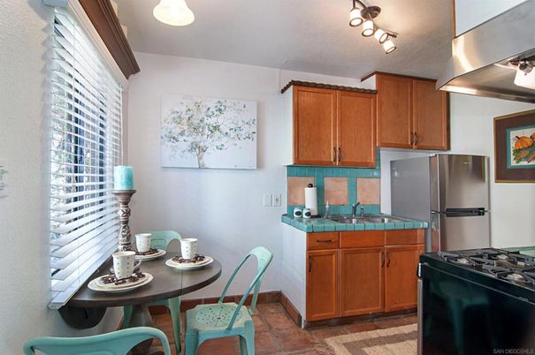 Dining room, Interior, Kitchen, Tile Countertops