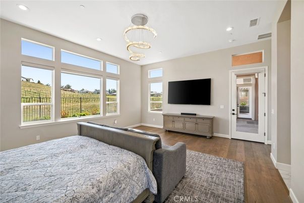 Bedroom, Interior, Pendant Lights, Recessed Lighting, Wood Texture Flooring