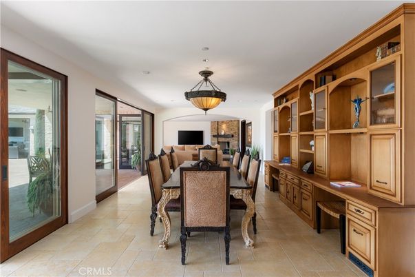 Dining room, Interior, Pendant Lights, Recessed Lighting