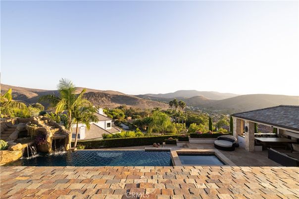 Exterior, Pool, Other