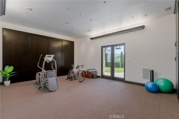 Fitness Equipment, Interior, Recessed Lighting