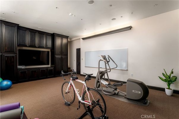 Fitness Equipment, Interior, Recessed Lighting
