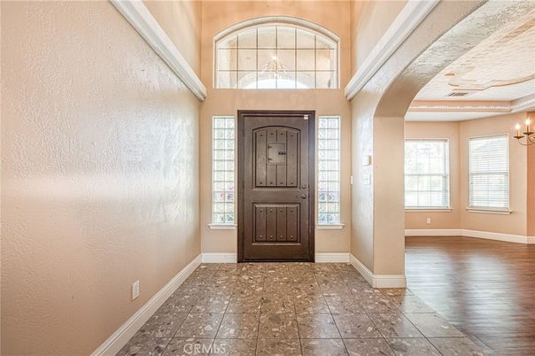 Chandelier, Interior, Wood Texture Flooring
