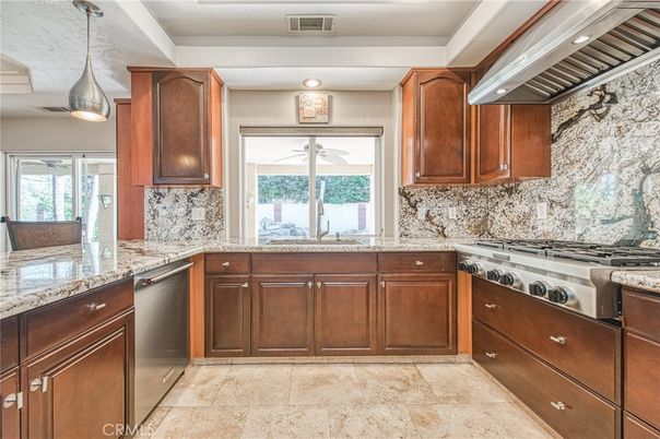 Interior, Kitchen, Pendant Lights, Stainless Steel Appliances