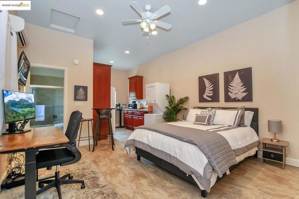 Bedroom, Home Office, Interior, Recessed Lighting, Wood Texture Flooring