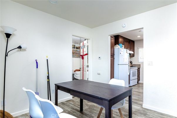 Dining room, Interior, Kitchen, Recessed Lighting, Wood Texture Flooring