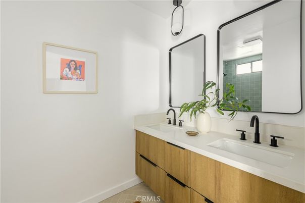Bathroom, Dual Sink Vanities, Interior