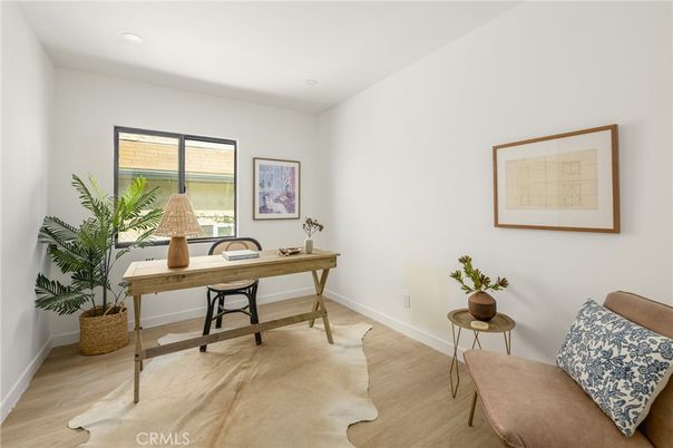 Home Office, Interior, Recessed Lighting, Wood Texture Flooring