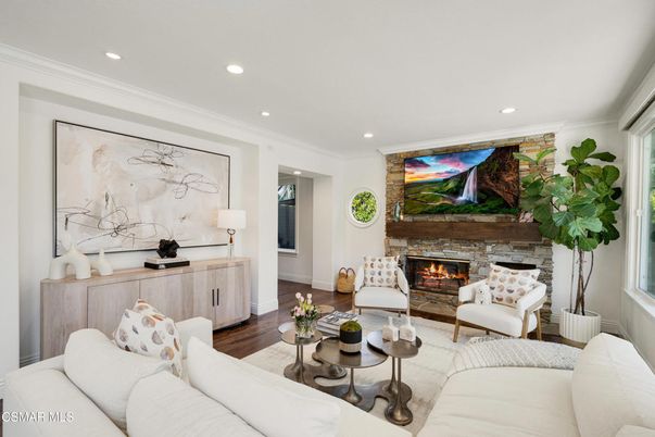 Fireplace, Interior, Living room, Recessed Lighting, Wood Texture Flooring
