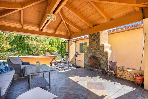 Exterior, Fireplace