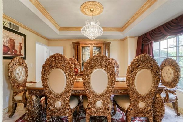Chandelier, Dining room, Interior