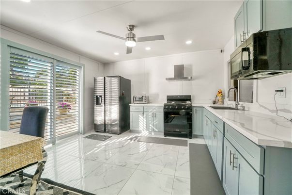 Interior, Kitchen, Marble, Recessed Lighting