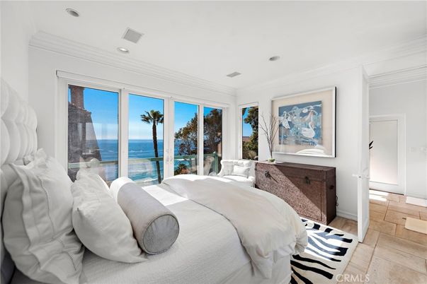Bedroom, Interior, Recessed Lighting, Water