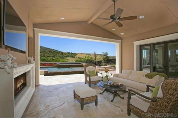 Fireplace, Interior, Living room, Recessed Lighting