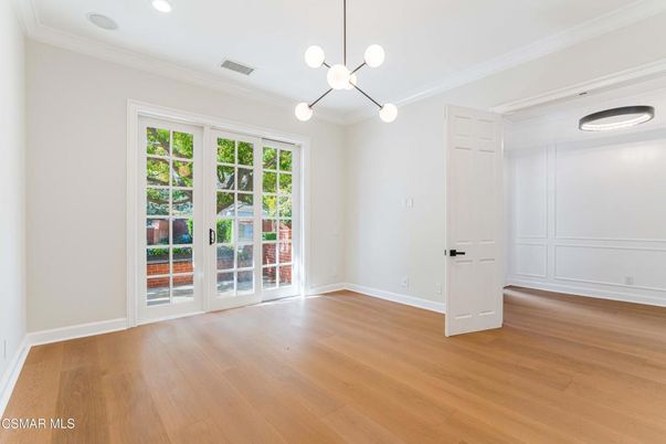 Empty room, Interior, Pendant Lights, Recessed Lighting, Wood Texture Flooring