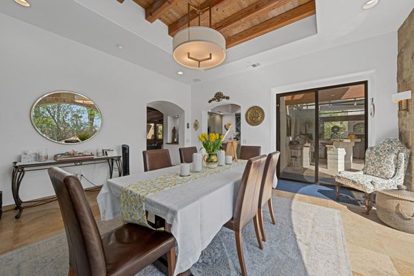 Dining room, Interior, Pendant Lights, Recessed Lighting, Wooden Beams, Wooden Ceilings