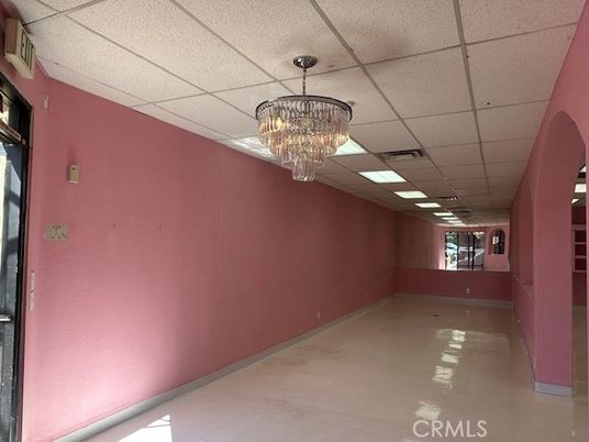 Chandelier, Empty room, Interior, Recessed Lighting